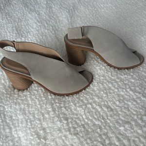 Anthropologie Gray Block Heels - size 36 EU